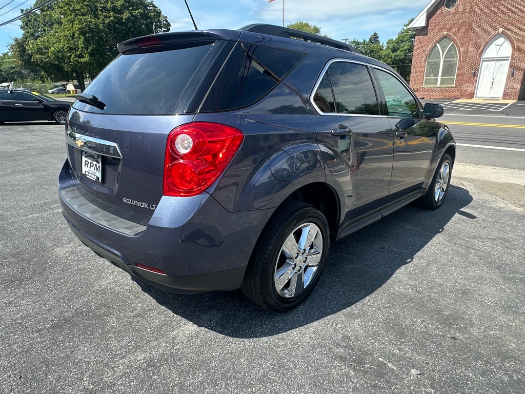 Photo 4 of this CHEVROLET EQUINOX