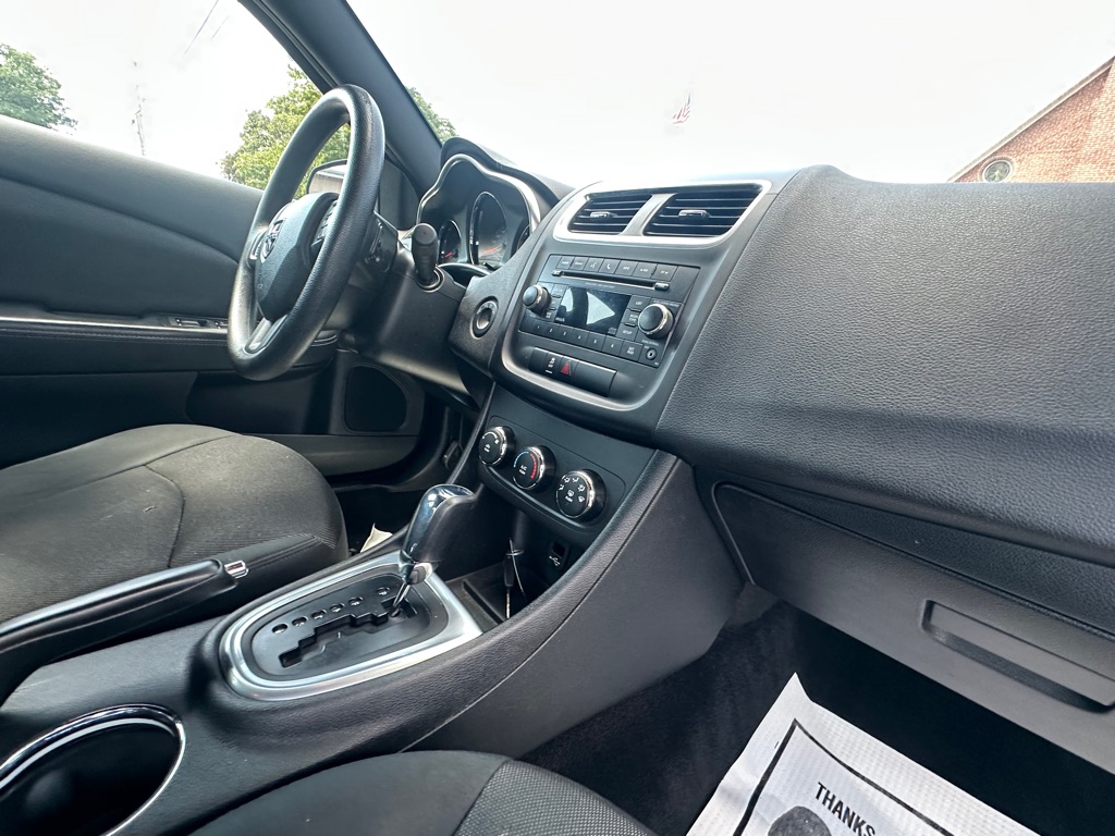 Photo 7 of this DODGE AVENGER
