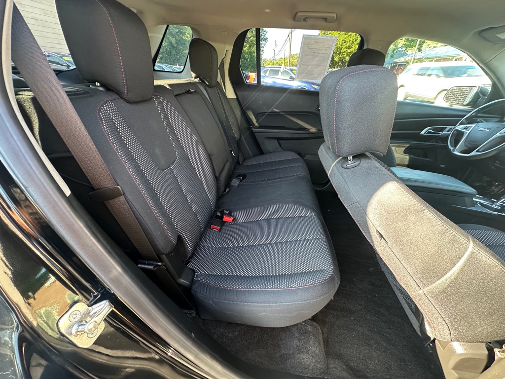 Photo 8 of this GMC TERRAIN