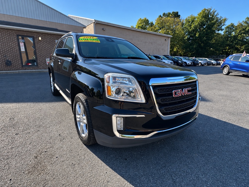 Photo 3 of this GMC TERRAIN