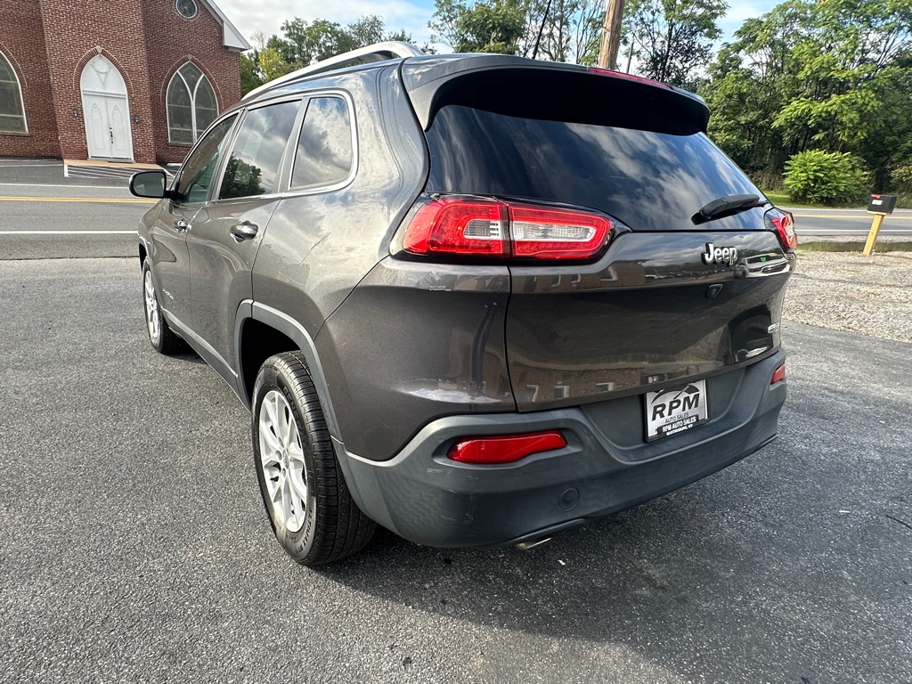 Photo 5 of this JEEP CHEROKEE