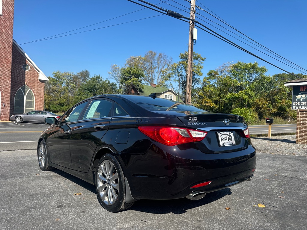 Photo 5 of this HYUNDAI SONATA