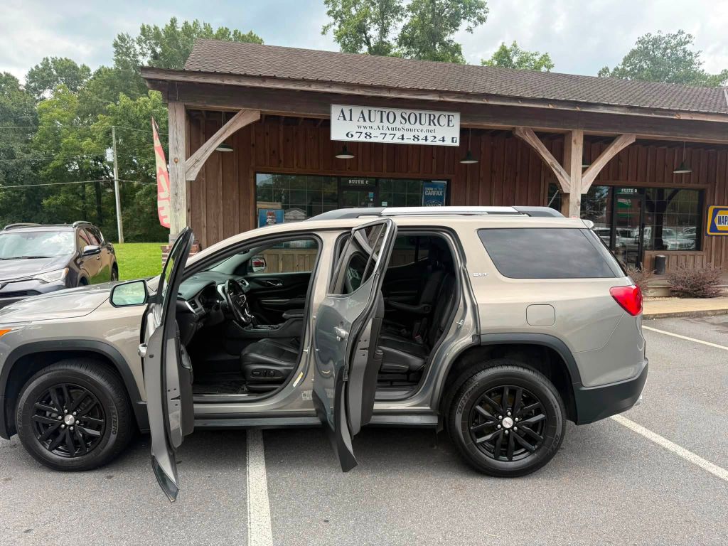 Photo 9 of this GMC ACADIA