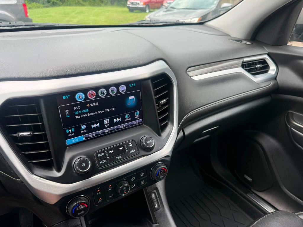Photo 14 of this GMC ACADIA
