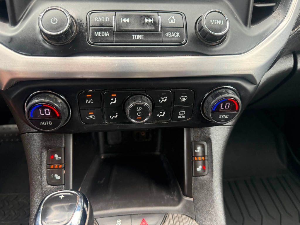 Photo 18 of this GMC ACADIA