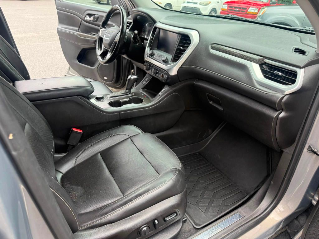 Photo 24 of this GMC ACADIA