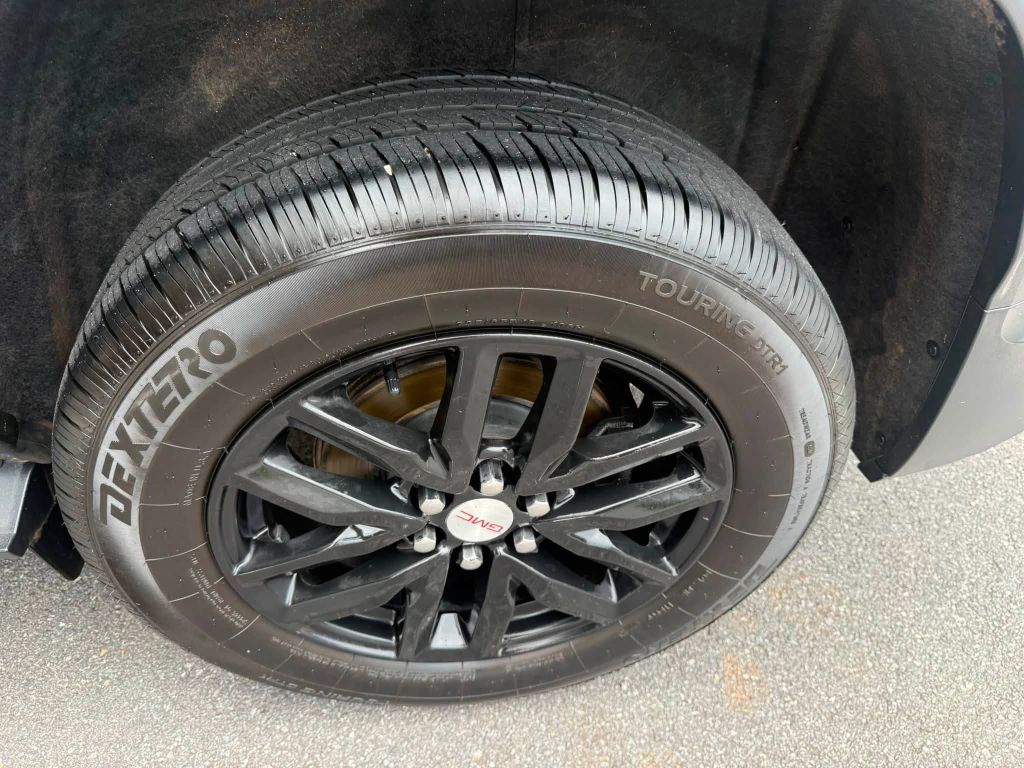 Photo 35 of this GMC ACADIA