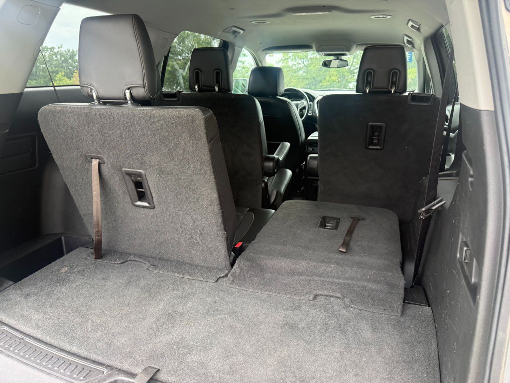 Photo 29 of this GMC ACADIA
