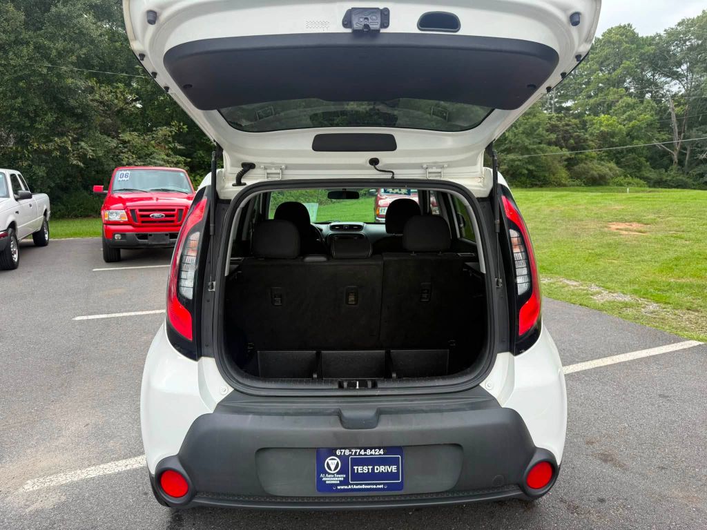 Photo 10 of this KIA SOUL
