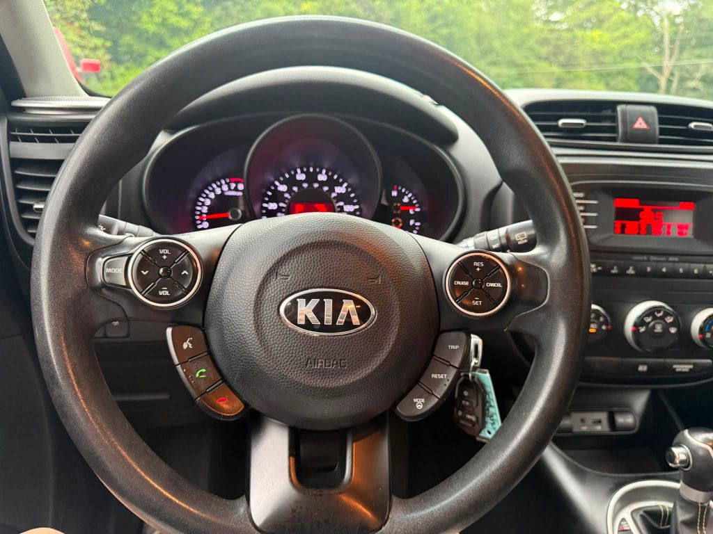 Photo 22 of this KIA SOUL