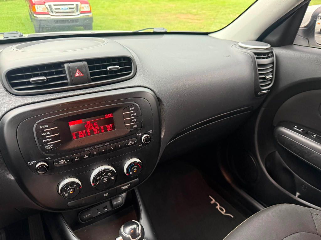 Photo 24 of this KIA SOUL