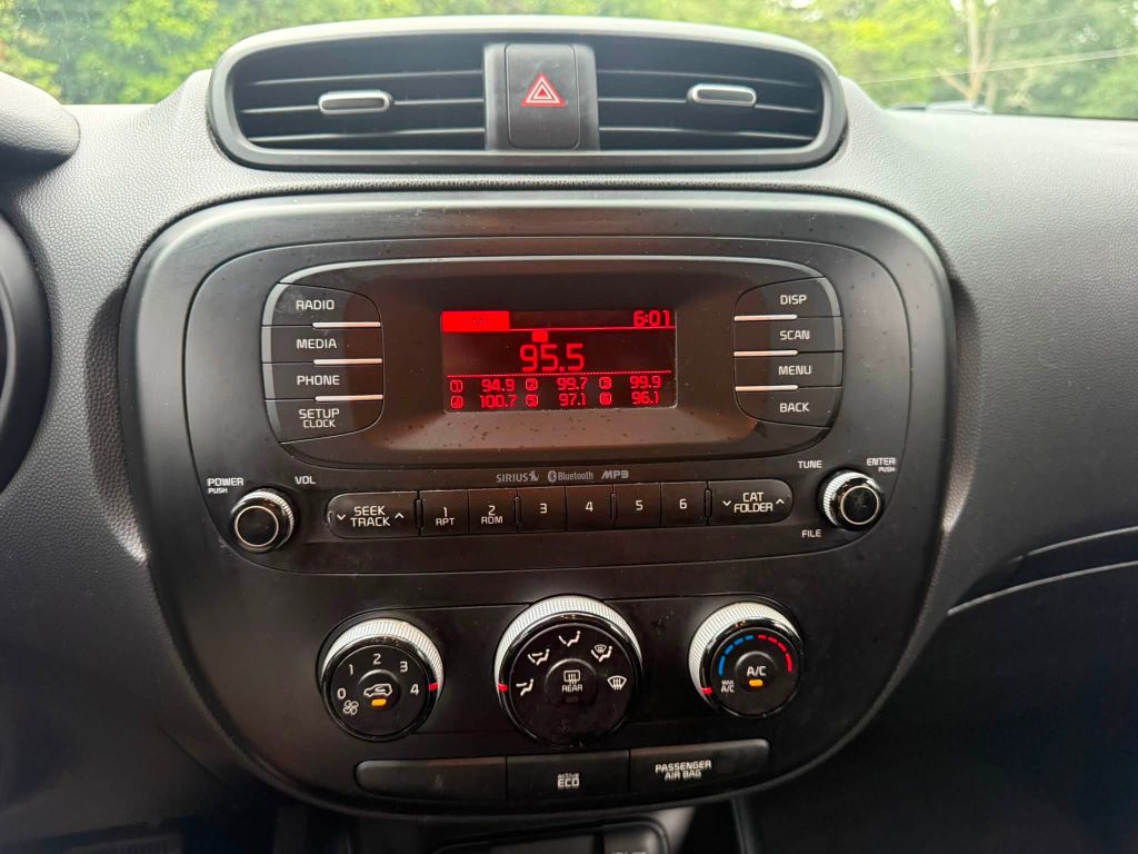 Photo 25 of this KIA SOUL