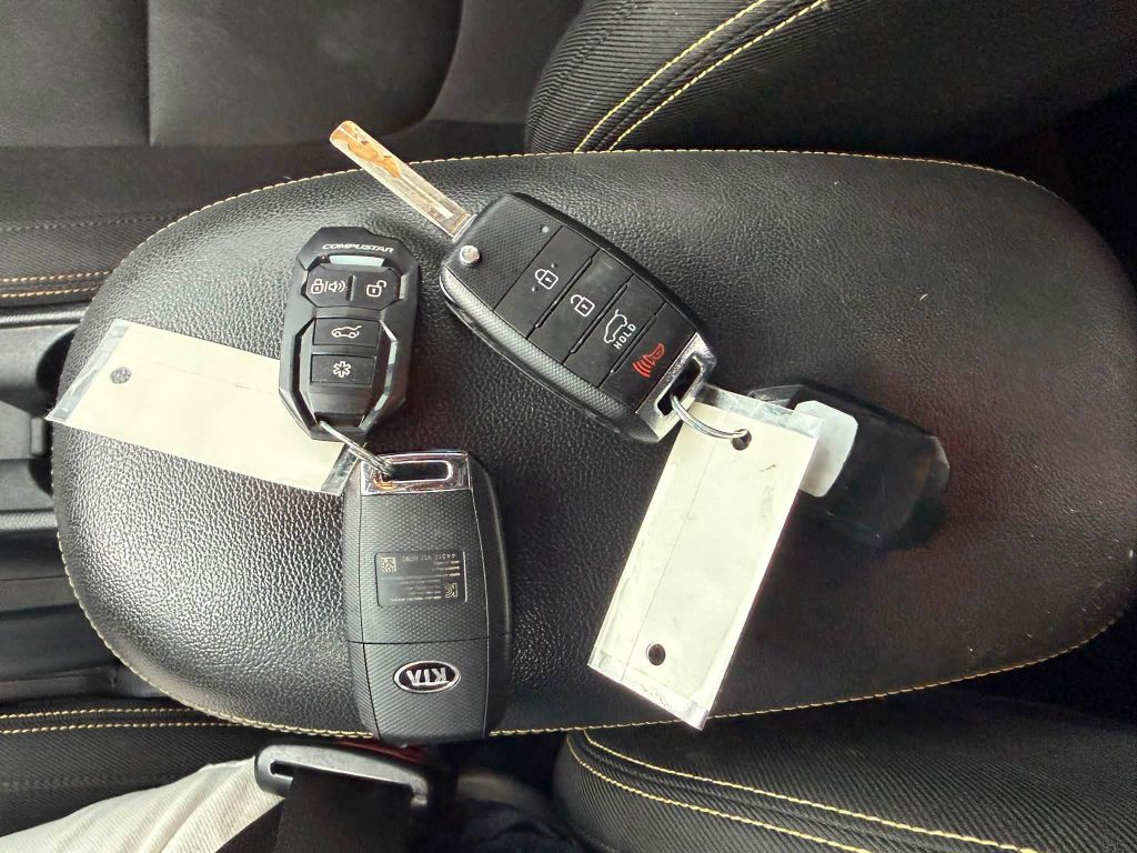 Photo 29 of this KIA SOUL