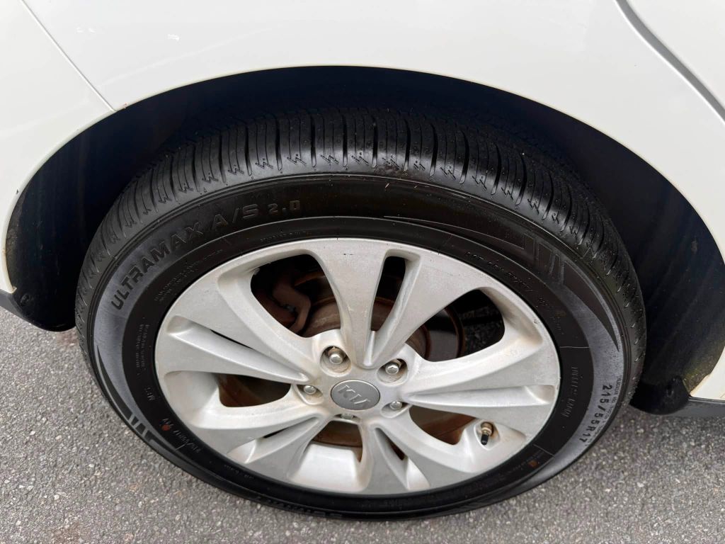 Photo 31 of this KIA SOUL