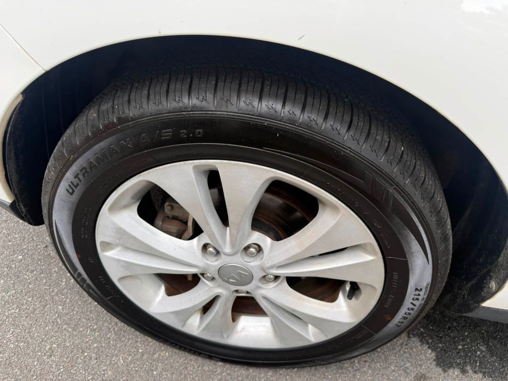 Photo 33 of this KIA SOUL