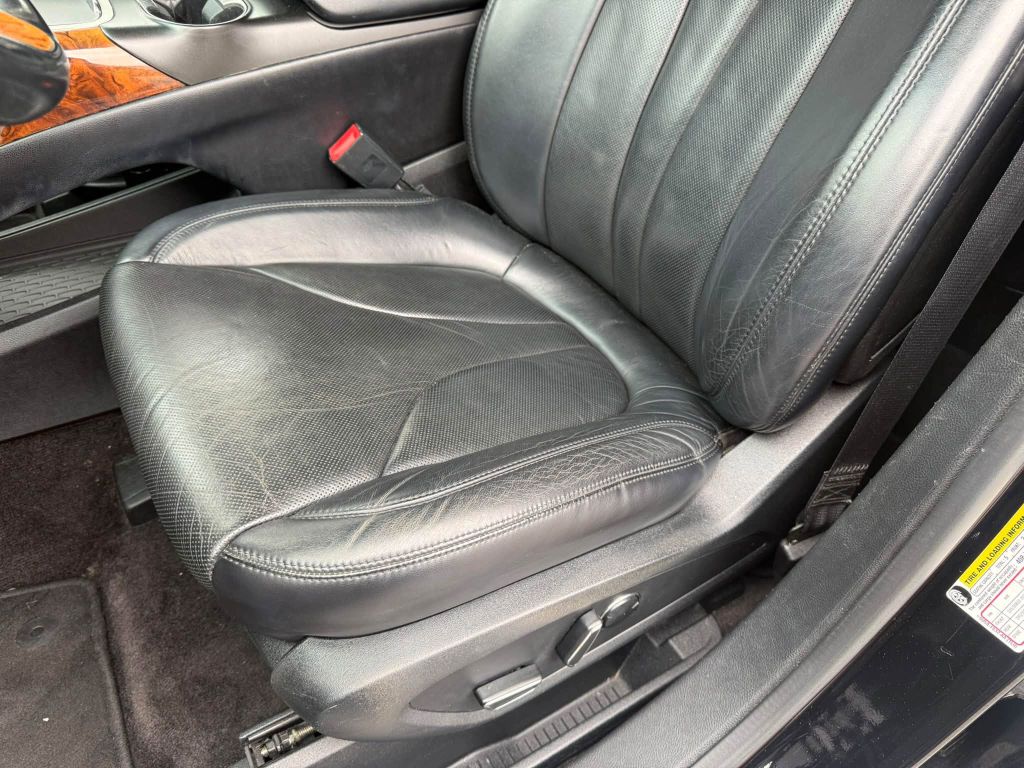 Photo 13 of this LINCOLN MKX