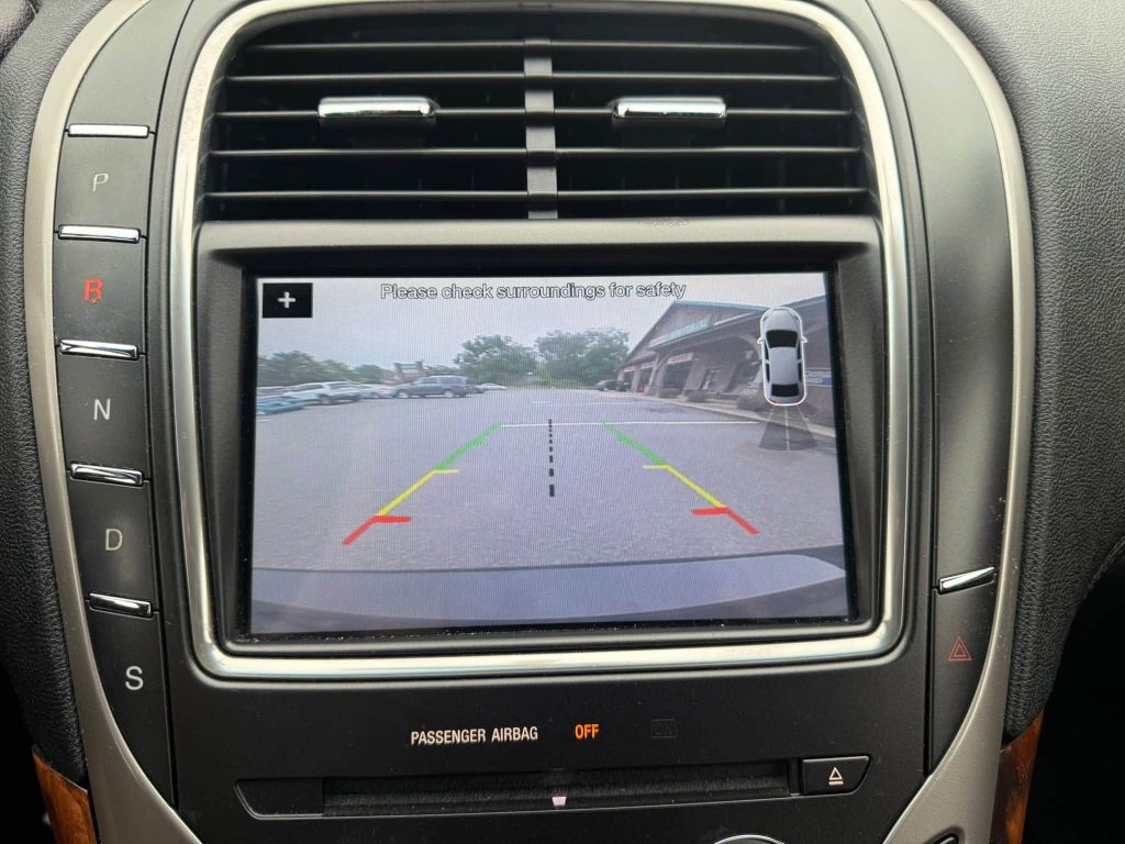 Photo 24 of this LINCOLN MKX
