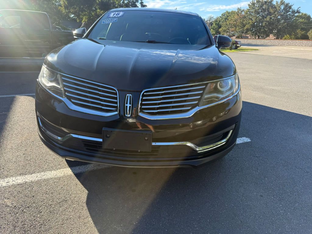 Photo 4 of this LINCOLN MKX