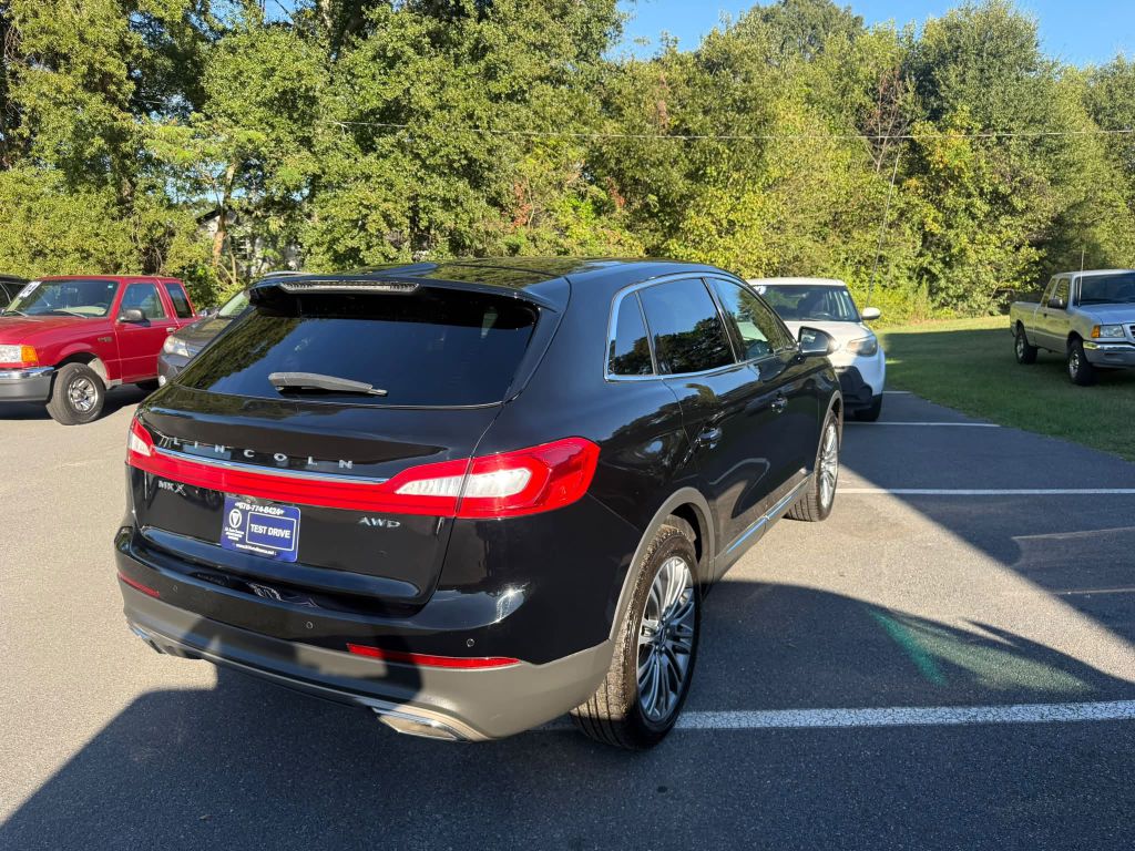 Photo 5 of this LINCOLN MKX