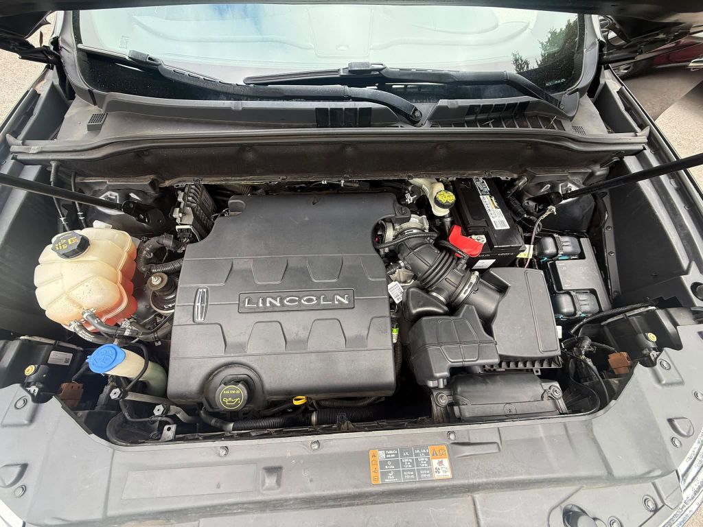 Photo 34 of this LINCOLN MKX