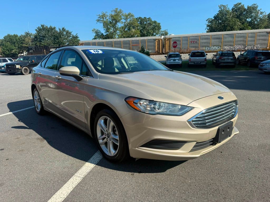 Photo 3 of this FORD FUSION