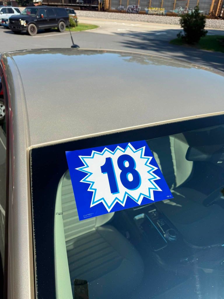 Photo 10 of this FORD FUSION