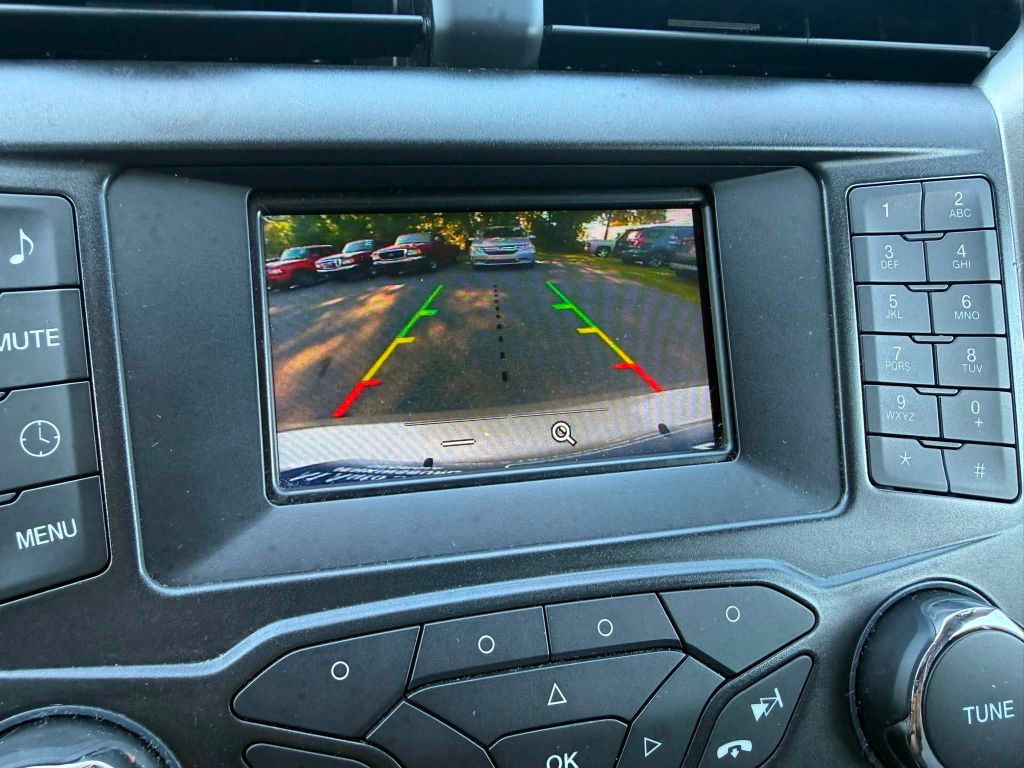 Photo 23 of this FORD FUSION