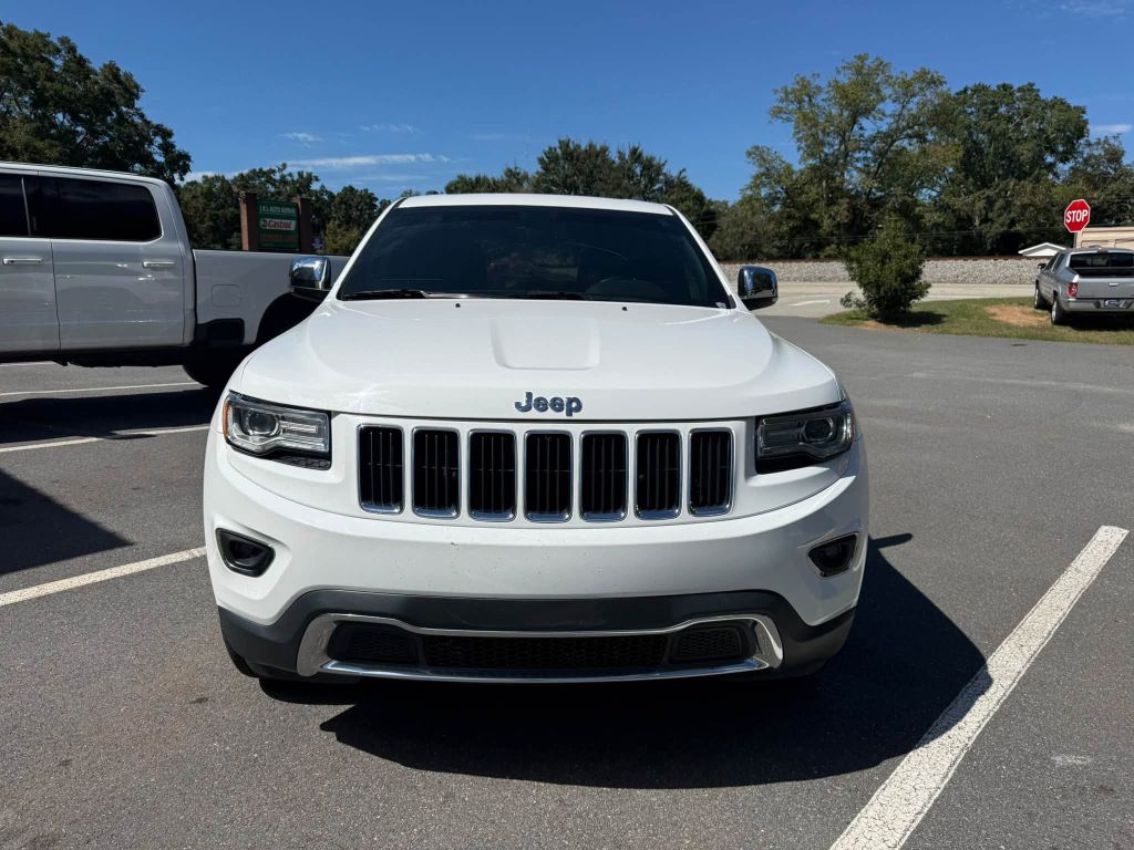Photo 2 of this JEEP GRAND CHEROKEE