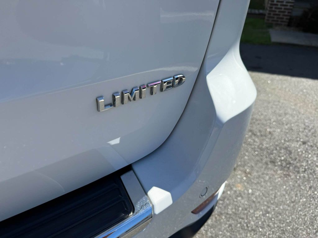 Photo 8 of this JEEP GRAND CHEROKEE