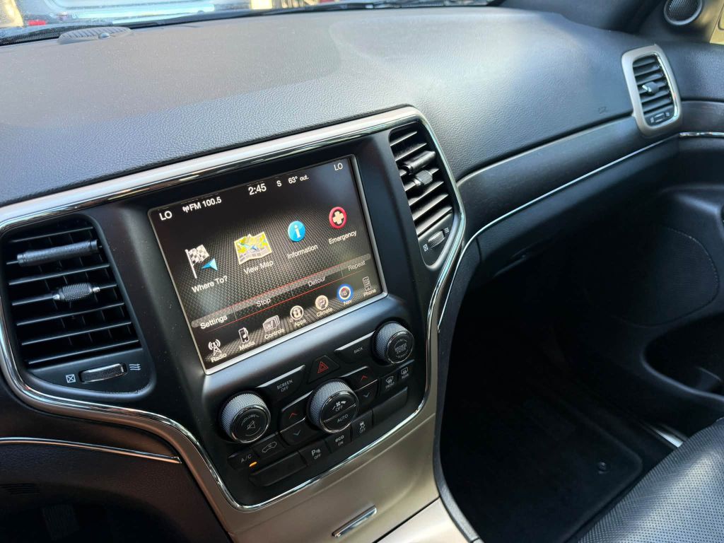 Photo 15 of this JEEP GRAND CHEROKEE