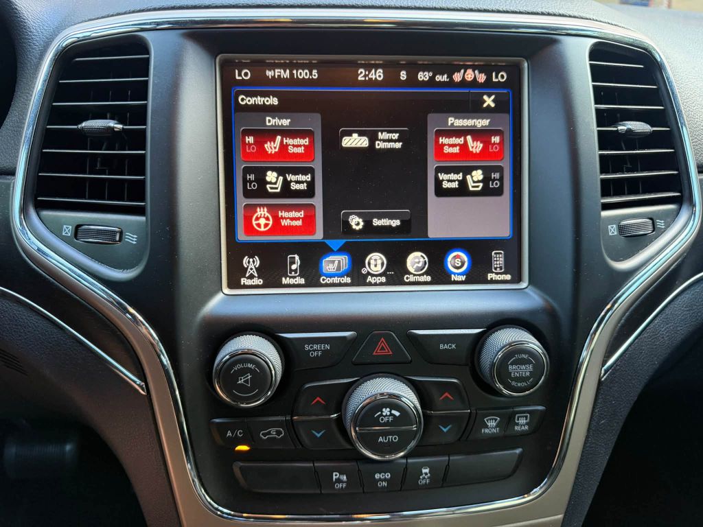 Photo 16 of this JEEP GRAND CHEROKEE