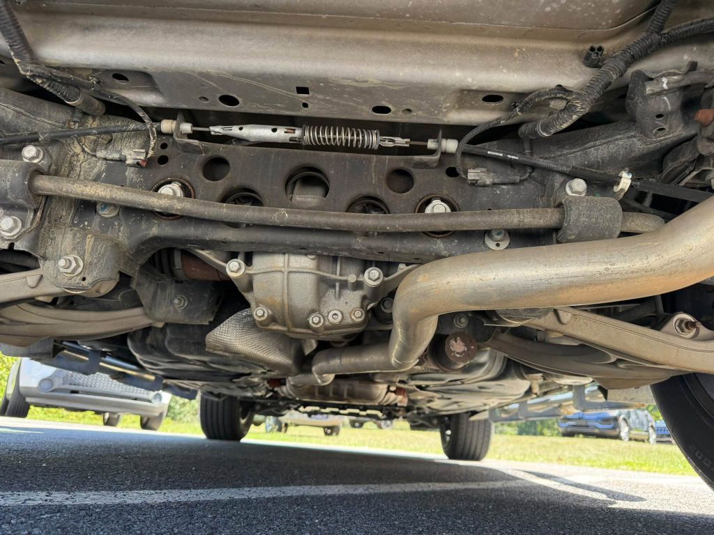 Photo 40 of this JEEP GRAND CHEROKEE