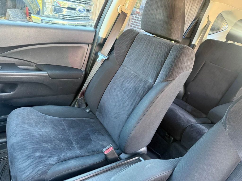 Photo 14 of this HONDA CR-V