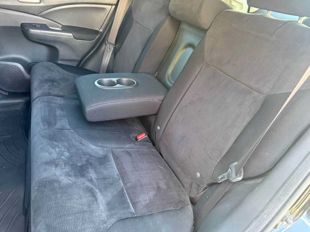 Photo 15 of this HONDA CR-V