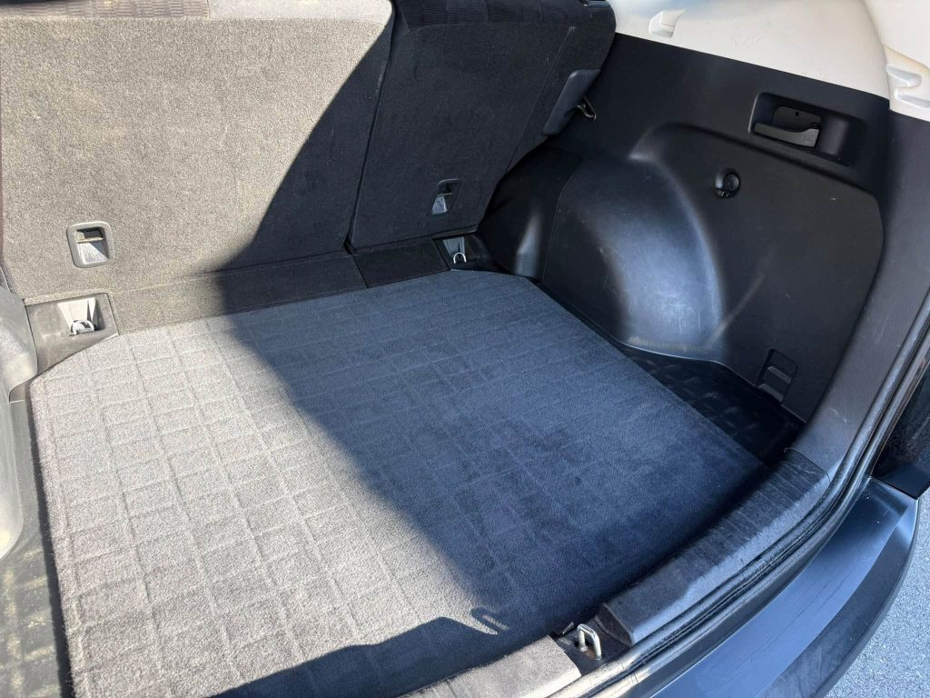 Photo 26 of this HONDA CR-V