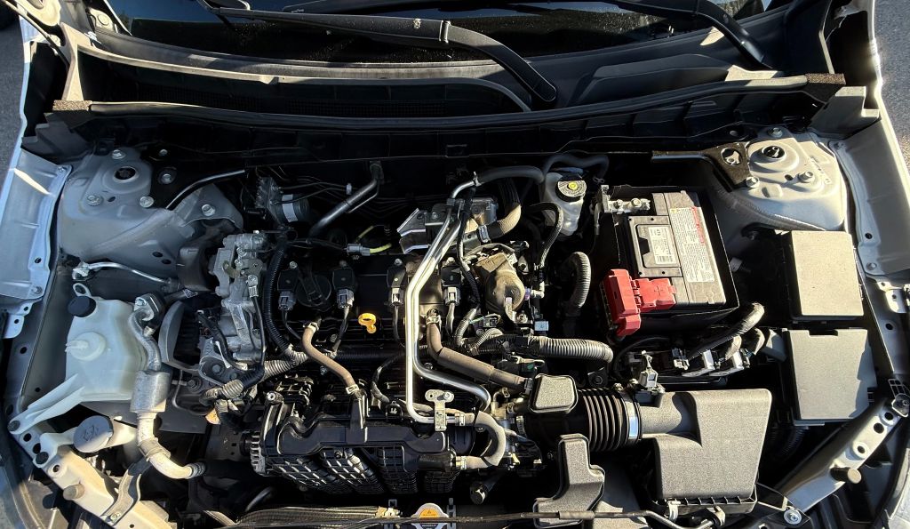 Photo 32 of this NISSAN ALTIMA