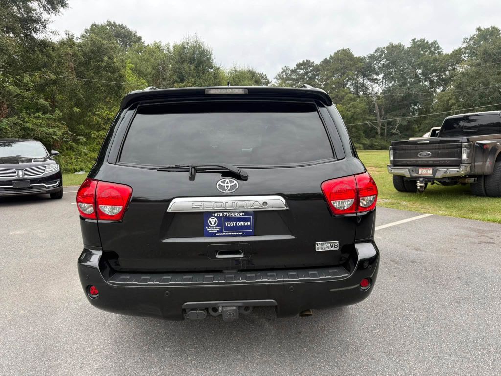 Photo 7 of this TOYOTA SEQUOIA
