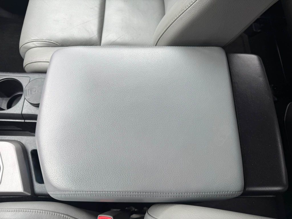 Photo 19 of this TOYOTA SEQUOIA