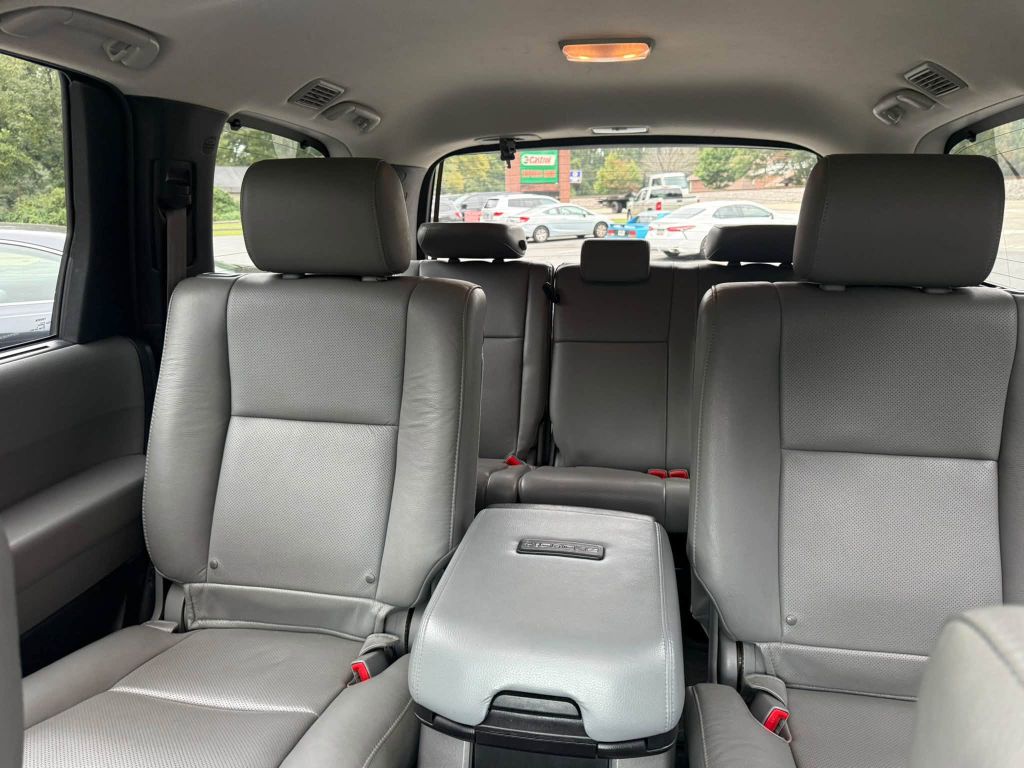Photo 21 of this TOYOTA SEQUOIA