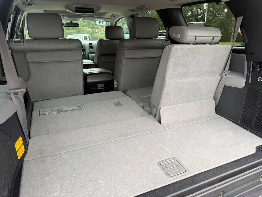 Photo 27 of this TOYOTA SEQUOIA