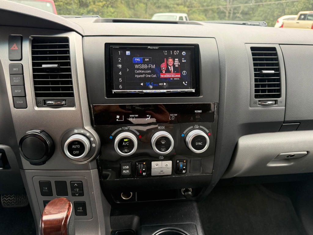 Photo 35 of this TOYOTA SEQUOIA