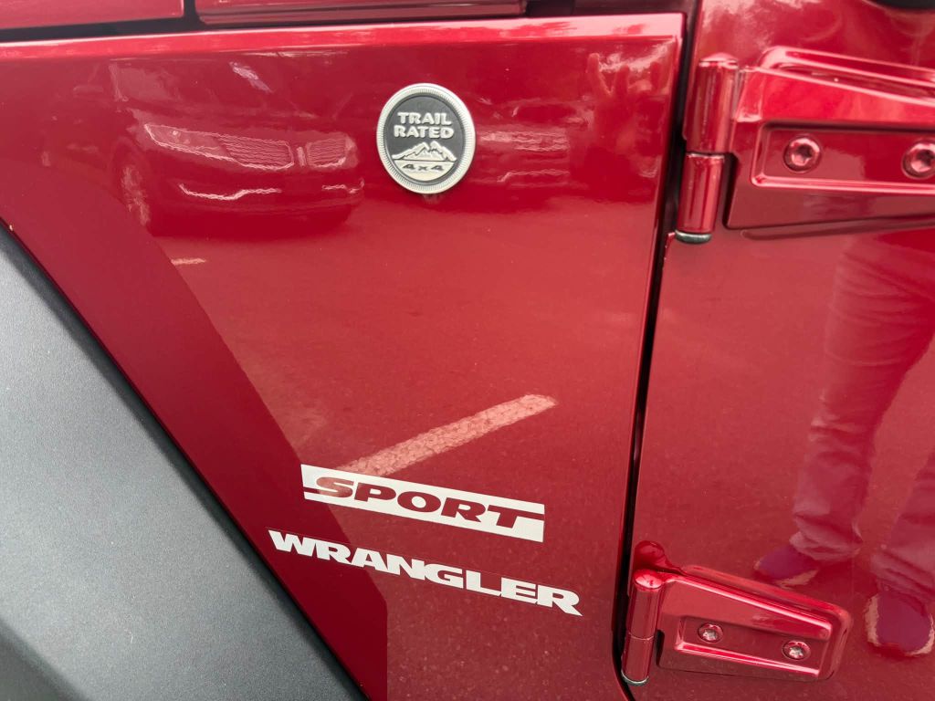Photo 11 of this JEEP WRANGLER