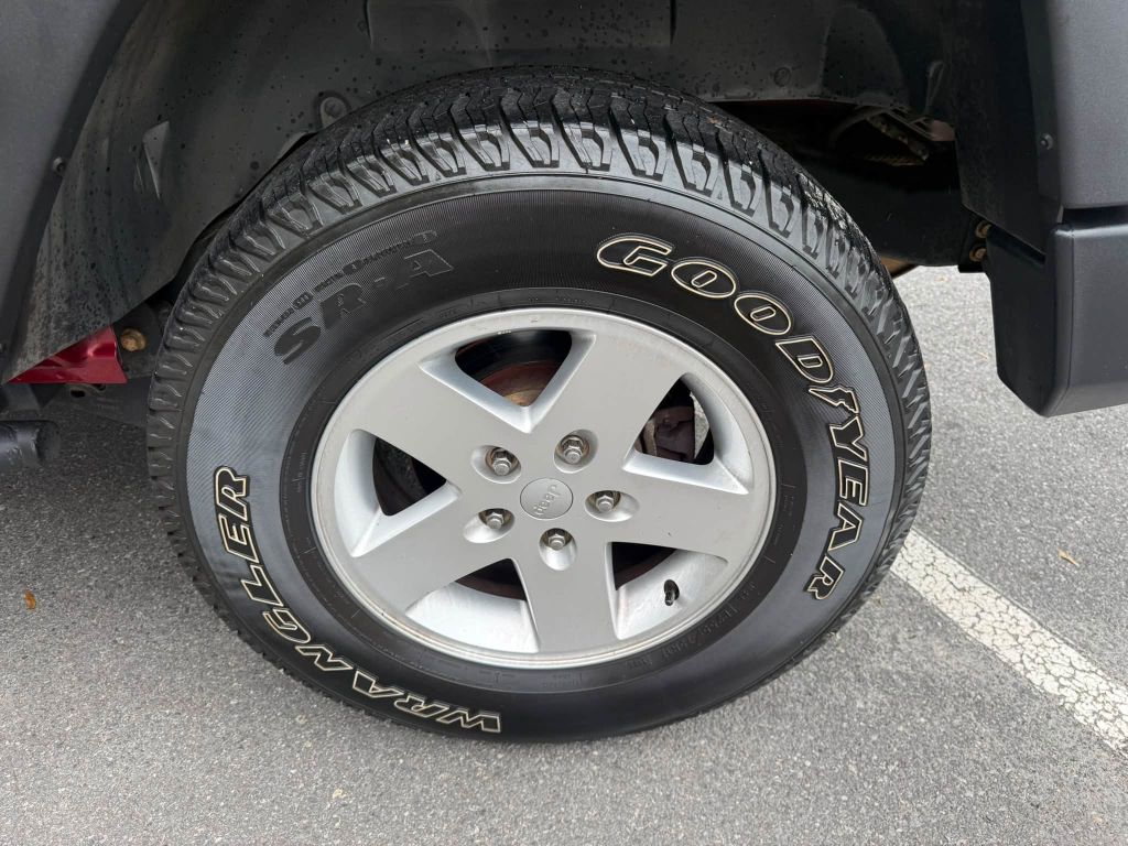 Photo 31 of this JEEP WRANGLER