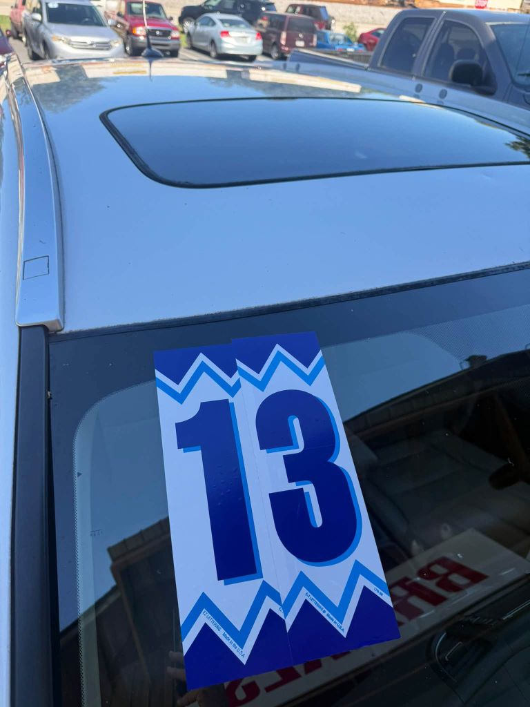 Photo 11 of this HONDA CR-V