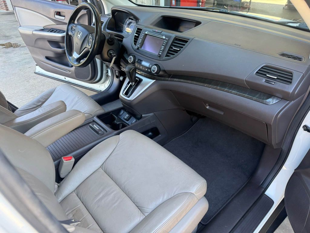 Photo 14 of this HONDA CR-V