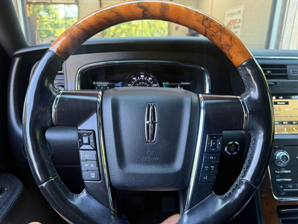 Photo 10 of this LINCOLN NAVIGATOR