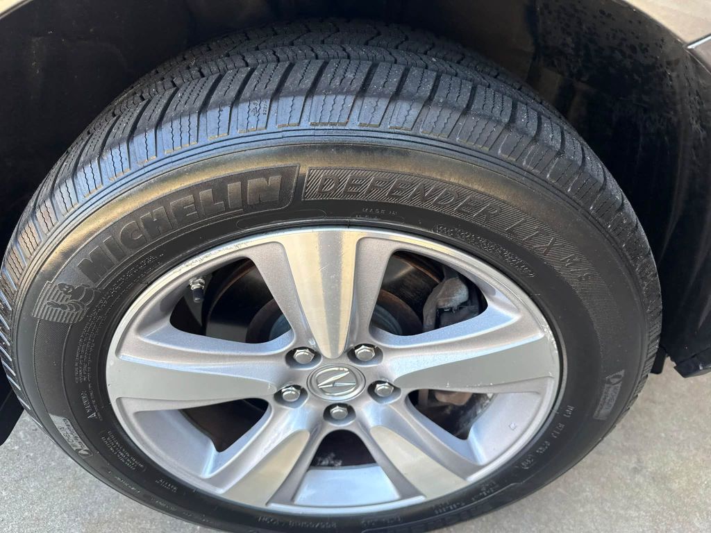 Photo 34 of this ACURA MDX