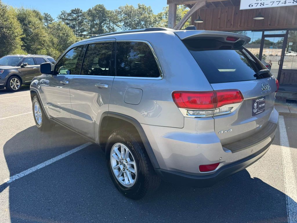 Photo 10 of this JEEP GRAND CHEROKEE