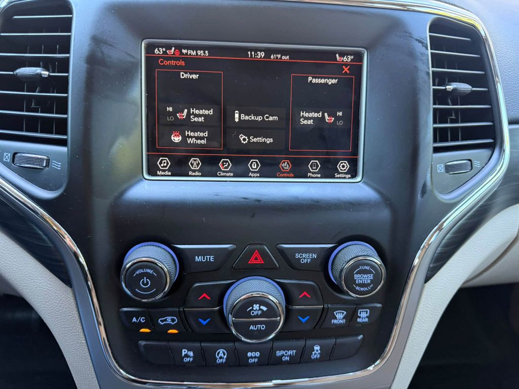 Photo 29 of this JEEP GRAND CHEROKEE