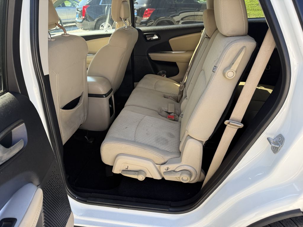 Photo 6 of this DODGE JOURNEY